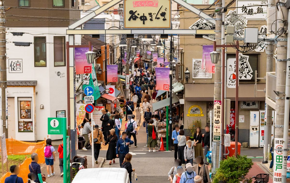 谷中ぎんざ商店街と人の流れ(台東区)