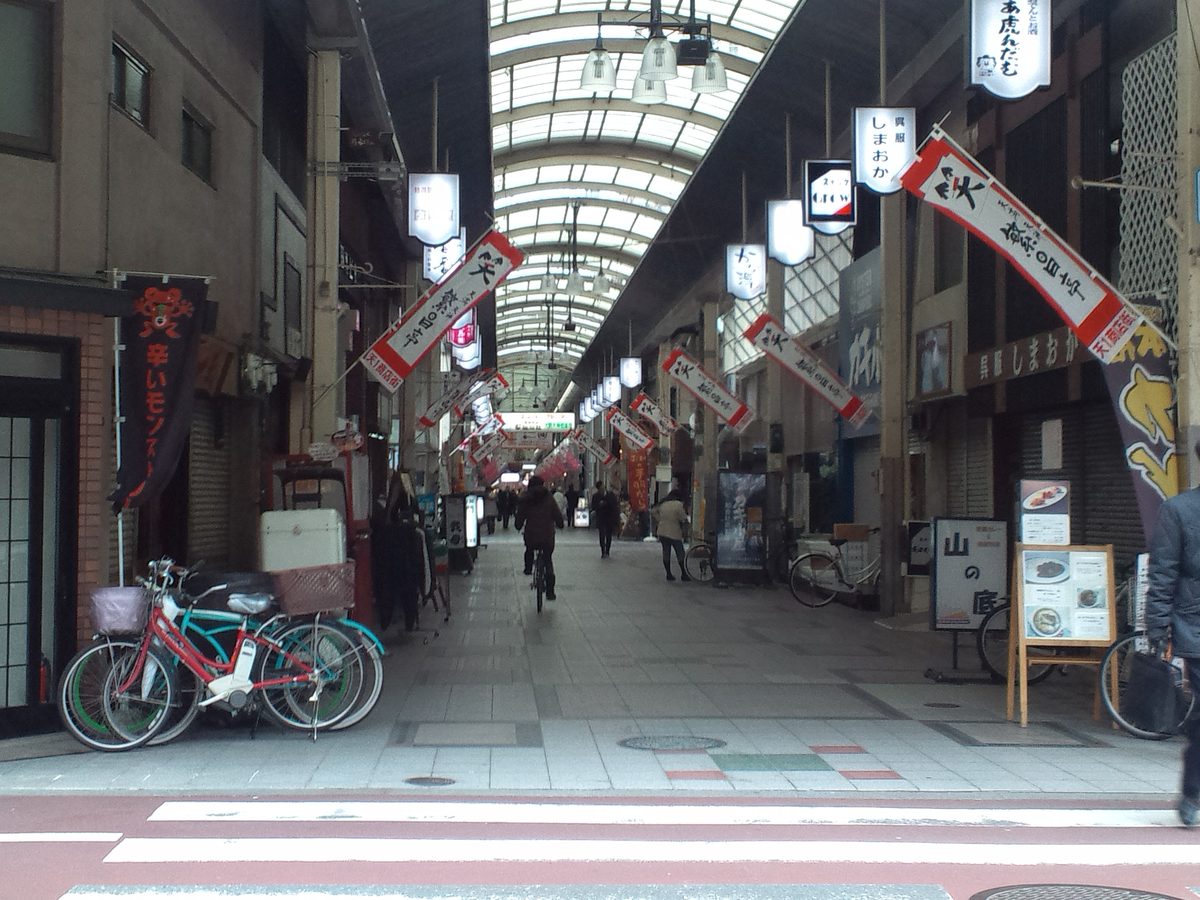 天神橋筋商店街のアーケード(大阪市北区)